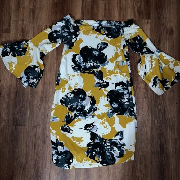 Olivia Matthews floral mid length dress - Picture 4 of 4